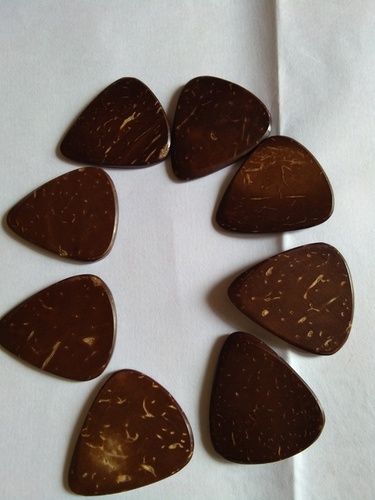 Pure Wooden Guitar Picks Body Material: Wood