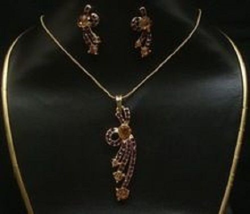 Traditional Indian Fashion Necklace Gender: Women