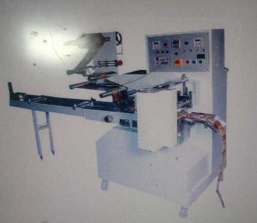 Horizontal Flow Wrapper Packaging Machine