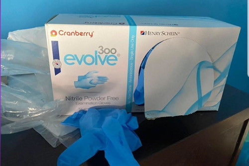 Cranberry Evolve 300 Blue Nitrile Powder Free Examination Gloves
