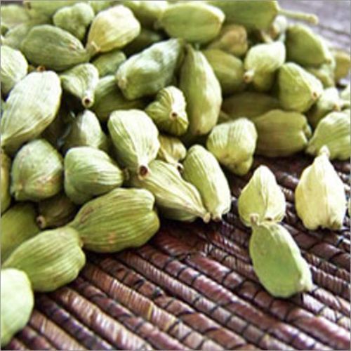 Green Natural And Dried Choti Cardamom