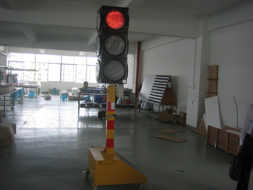 LED Traffic Signal Light By Shenzhen LingZhi traffic technologies.Co., Ltd.