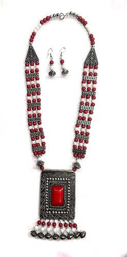 Beaded Stone Pendant Necklace 18 - 20 Inch Gender: Women'S