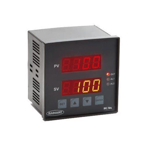 Electronic Digital Temperature Controller With 7 Segment Display