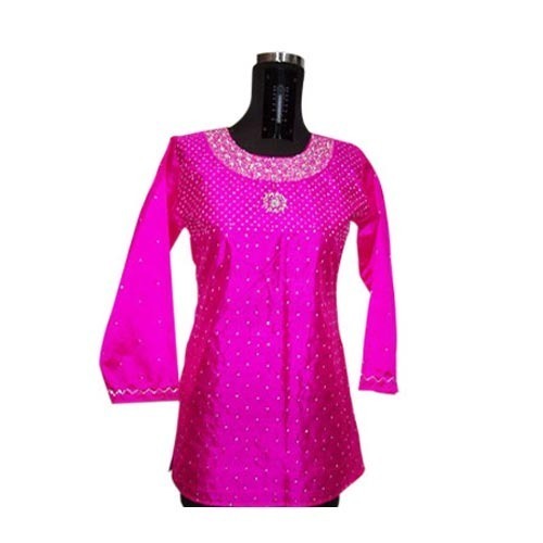 ब्लू परफेक्ट फिटिंग सिल्क लेडीज़ कुर्ती