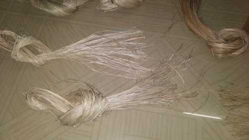 White Handicraft Banana Fiber Yarn