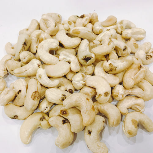 Natural Cashew Kernels Sk2 Broken (%): 5