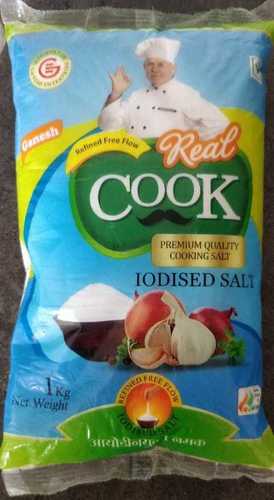 White Edible Salt Powder