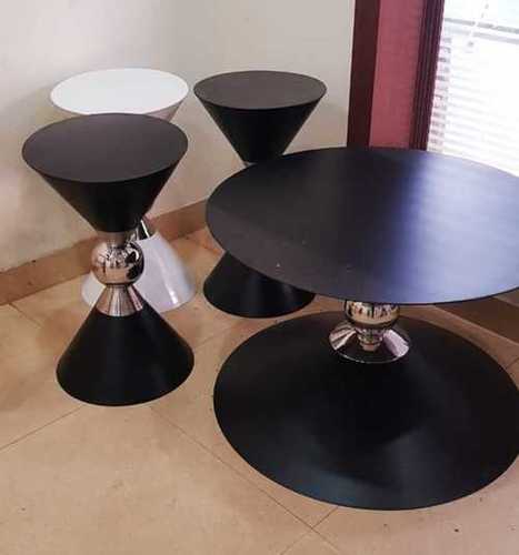 Brown Polished Restaurants Dining Table