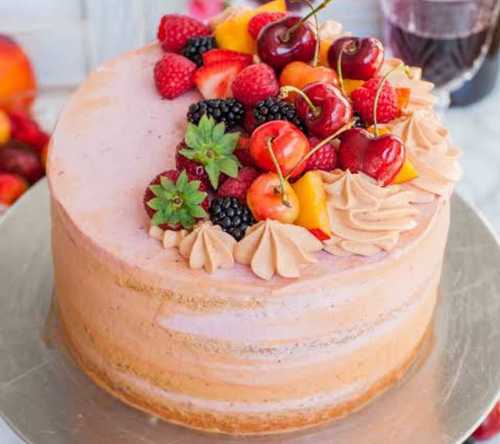 Delicious and Tasty Bakery Cake