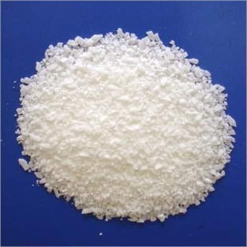 Crude Naphthalene - Dried Industrial Grade Powder , White Color with Highly Pure C10H8 Formula for Laboratory Applications