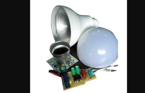 15 Watt Electric Led Bulb Housing Body Material: Ceramic