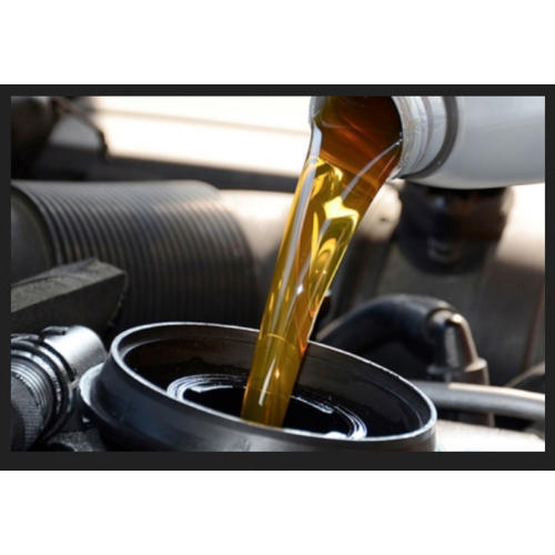 Yellow Lubricant Oil For Engine