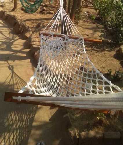 Outdoor Knotted Hammock Swing