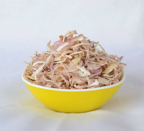 Dehydrated Pink Onion Flakes