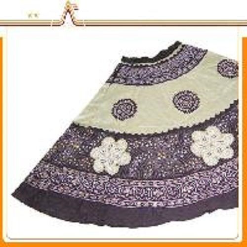 Various Colors Are Available Printed Design Ladies Woven Skirt