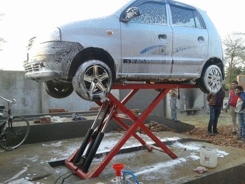 Automatic Car Washing Lift