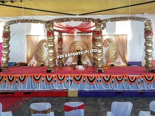 Gol Matka Carved Pillar Mandap