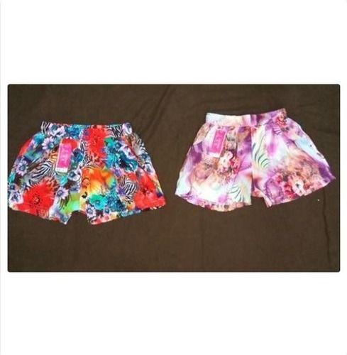 Ladies Floral Print Short Age Group: Teen