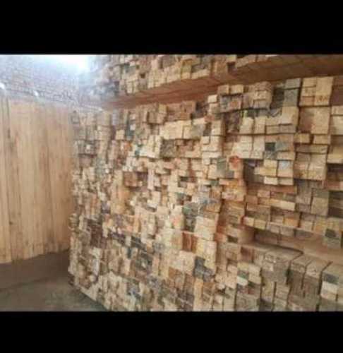 Wood Color Shuttering Pinewood Pallet