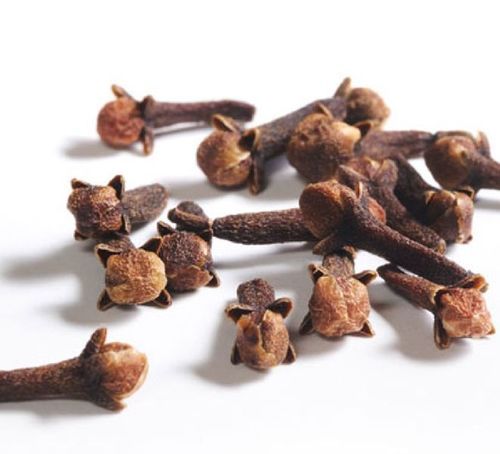 Healthy and Natural Brown Cloves