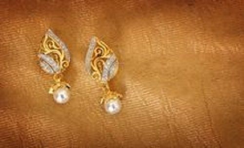 Dangle Earring With Pearl Drop Fashion