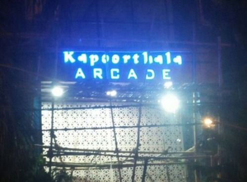 Led Acrylic Letter Signage Application: Advertising