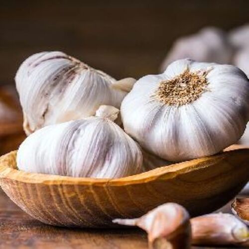 Organic Garlic - Off White, Dairy Free and Gluten Free | Fresh Raw Vegetable in Gunny and Plastic Bags