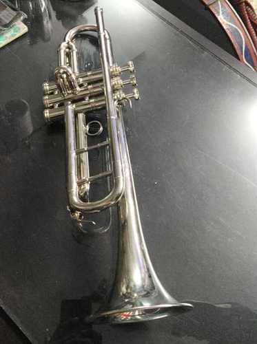 Non-Electric Music Trumpet With Silver Plated Finish 