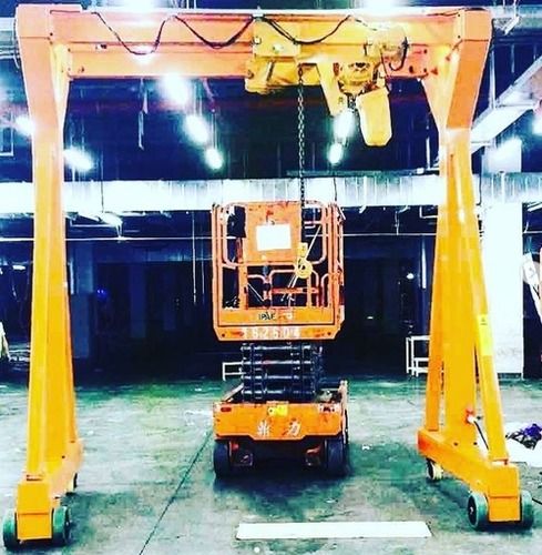 Highly Durable Gantry Cranes