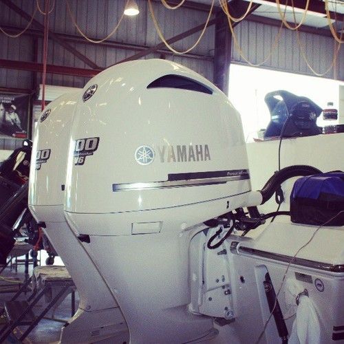 350Hp 4 Stroke Outboard Motor, Boat Engine (Yamaha)