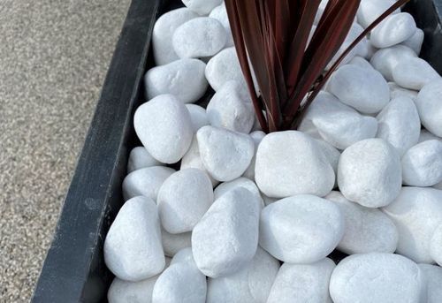 Natural White Cobblestones - Various Sizes Available, Polished Surface, Fire Proof and Acid Resistant, Non-slip for Landscaping and Pavement