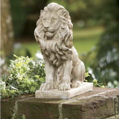 White Marble Lion Sculpture