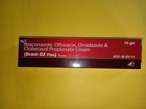 इट्राकोनाज़ोल आईपी, ओफ़्लॉक्सासिन आईपी और क्लोबेटासोल प्रोपियोनेट एचसीएल क्रीम