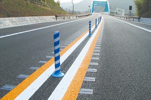Light In Weight Pvc Road Safety Bollard