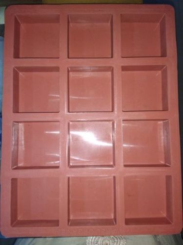 4632 15 CAVITY SQUARE SHAPE DESIGN SILICONE MOLD BAKING TRAY