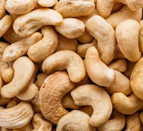 Common Cream Color Cashew Nuts