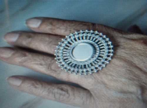 Female Silver Mirror Ring  Gender: Women