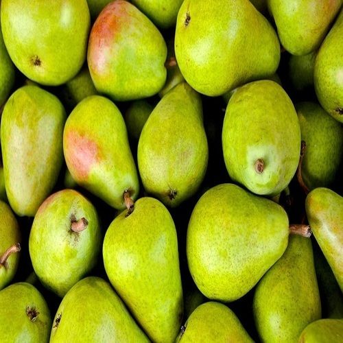 Green Healthy And Natural Fresh Pears