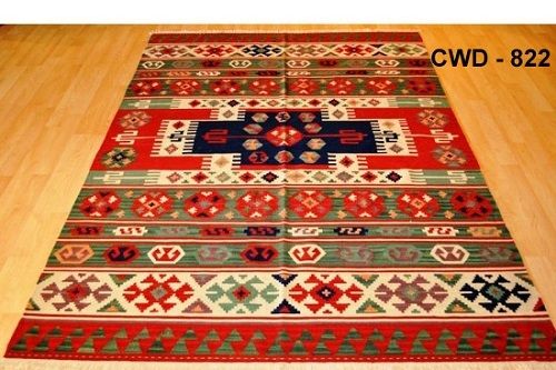 Various Colors Are Available Attractive Woolen Kilim Rugs