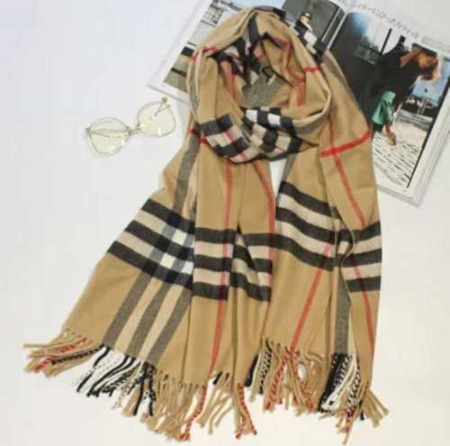 Ladies Designer Woolen Shawl Length: 80 Inch (In) at Best Price in Ludhiana  | Dada Fabrics