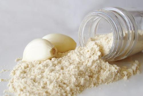 Healthy and Natural Garlic Flavored Powder