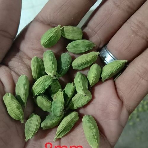 Healthy And Natural Green Cardamom Grade: Food Grade