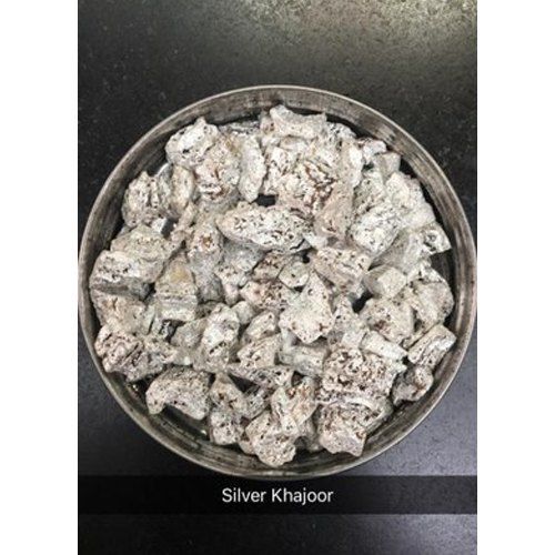 Fruity Sweet Silver Coated Dates Mouth Freshener