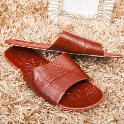 Various Colors Are Available Comfortable Summer Leather Men Slippers