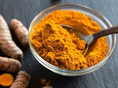 Dried Yellow Color Tumeric Powder