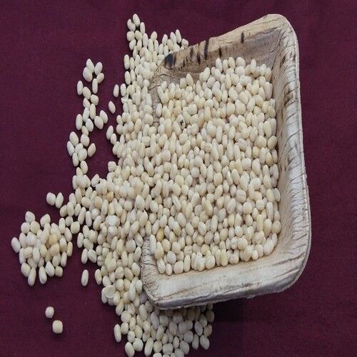 Healthy And Natural White Urad Dal Grain Size: Standard