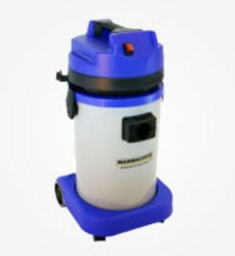 Wet And Dry Vacuum Cleaner Capacity: 37 Liter/Day