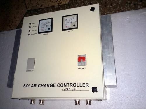 White 40A Industrial Solar Charge Controller