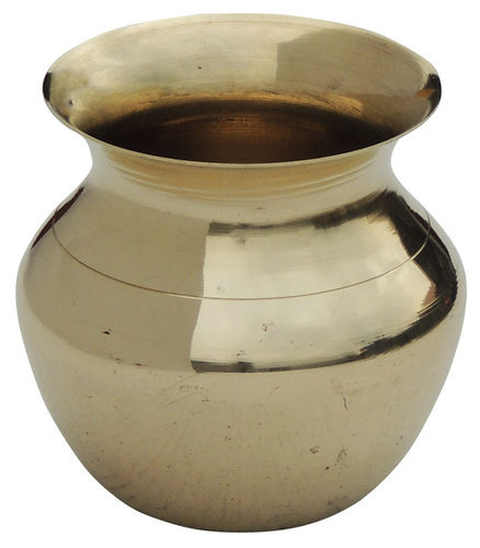 Brass Puja Thali Set 9.8x9.8x1.4 Inch at 1352.96 INR in Moradabad